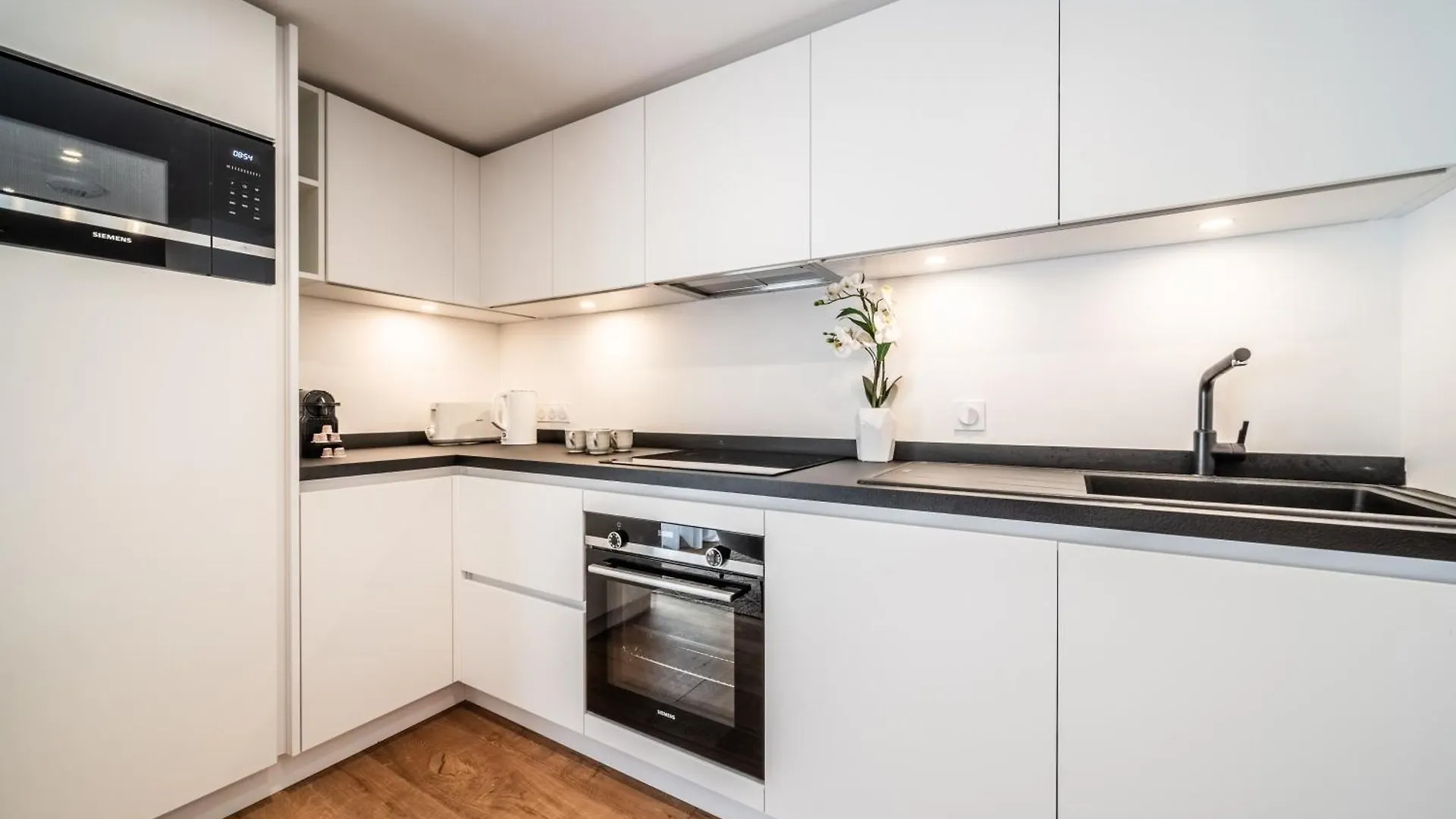 Apartment Poppy Les Gets - By Emerald Stay France
