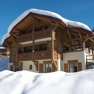  Chalet Les D'adelphine