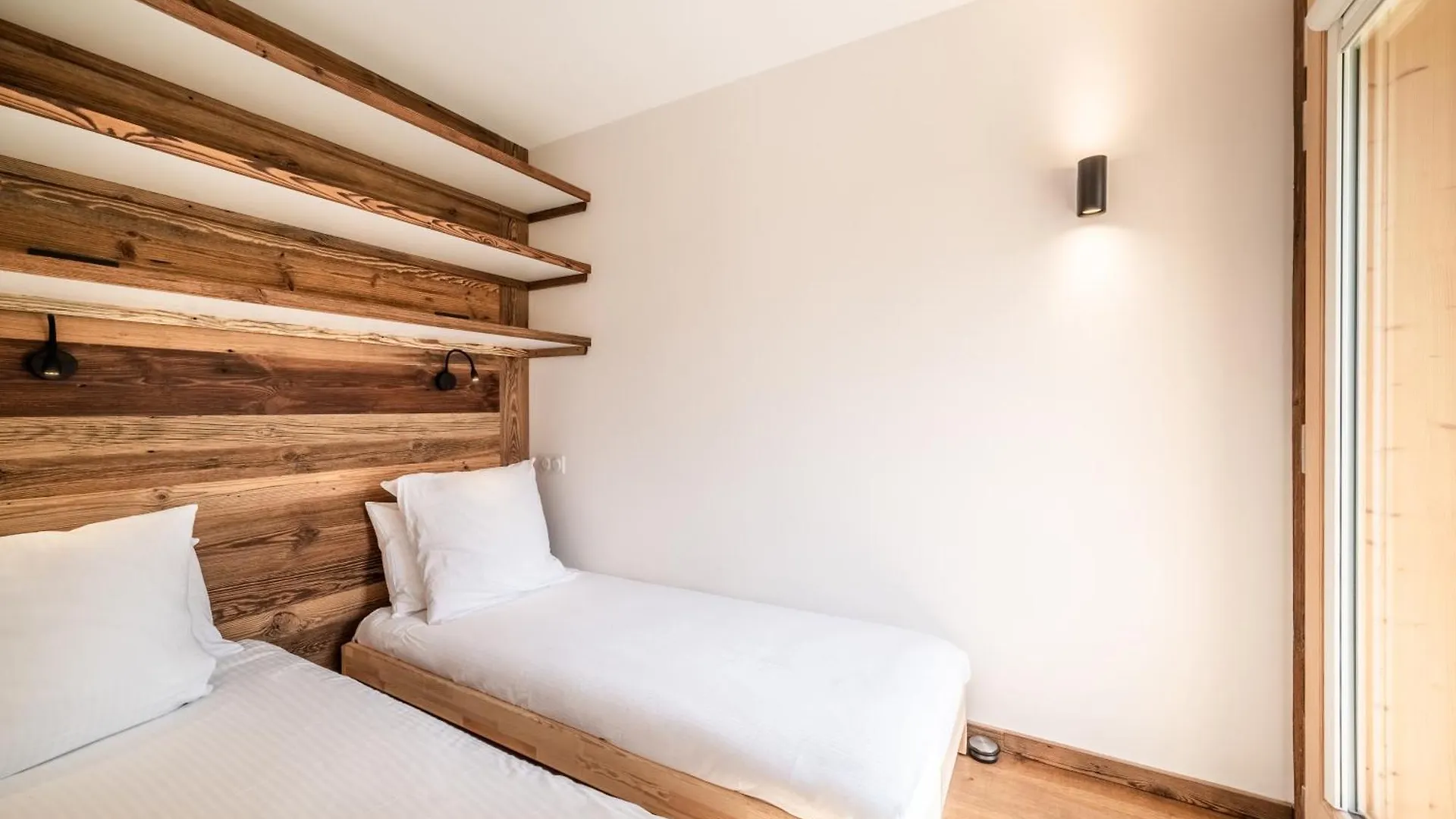 Apartment Poppy Les Gets - By Emerald Stay 0*,  France