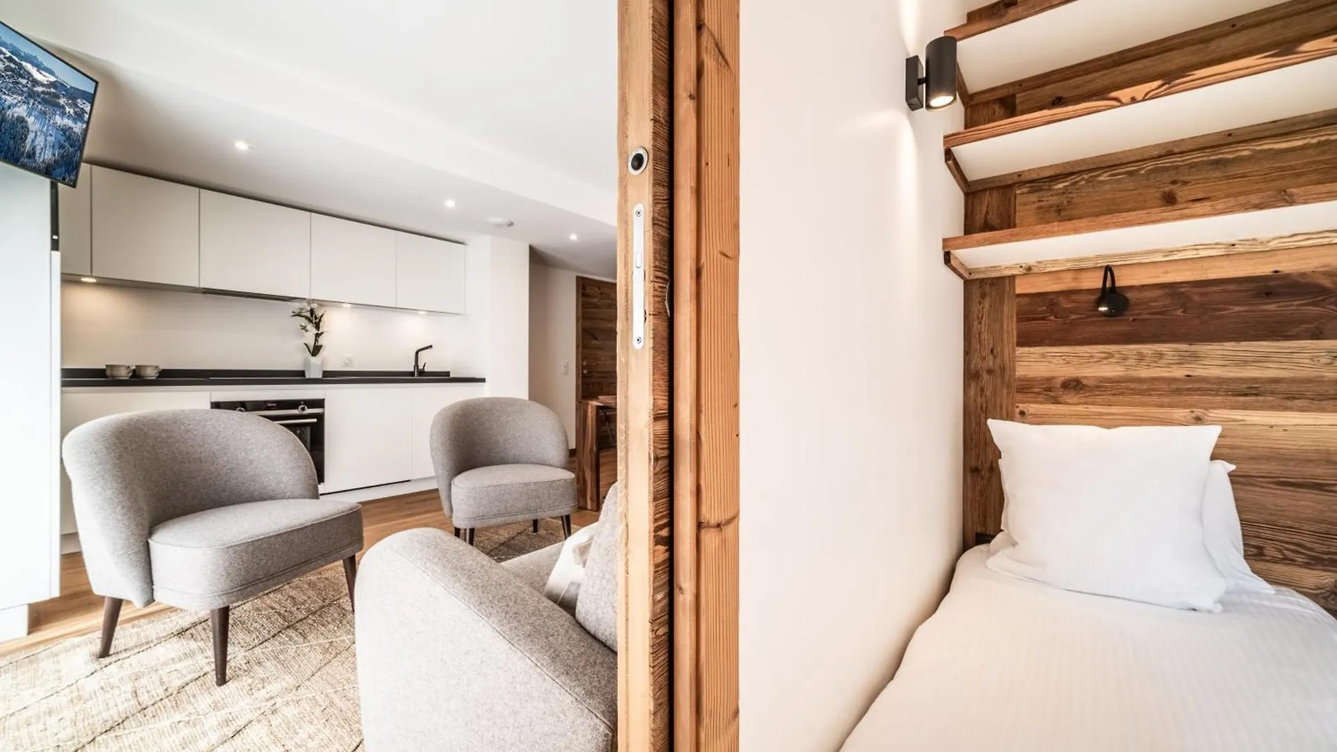 Apartment Poppy Les Gets - By Emerald Stay 0*,  France